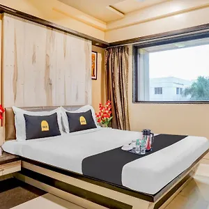 **** Hotel Krone Plaza Near Igi Airport India